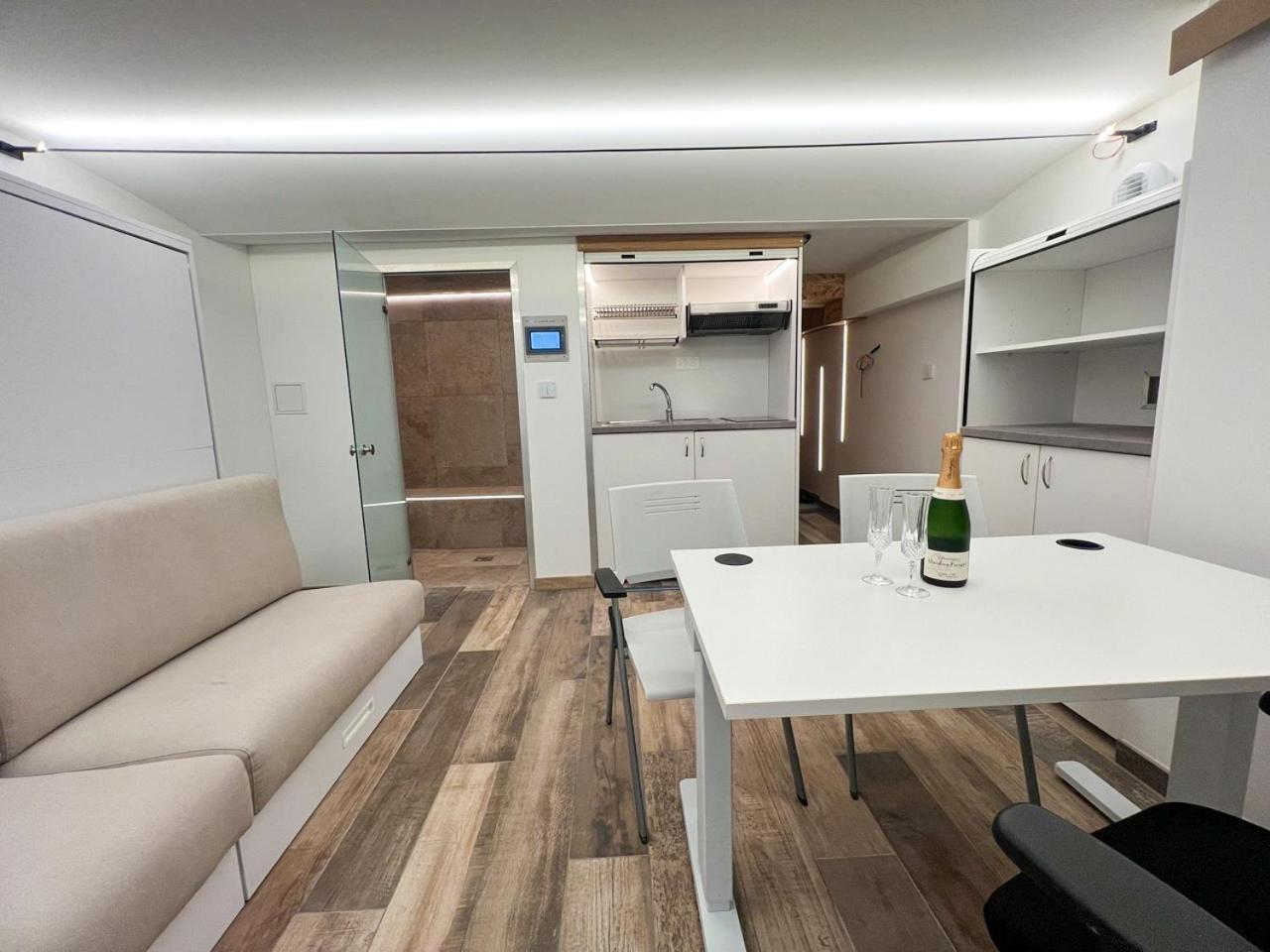 Le Switch Souplex Avec Hammam Privatif Apartment ลีลล์ ภายนอก รูปภาพ