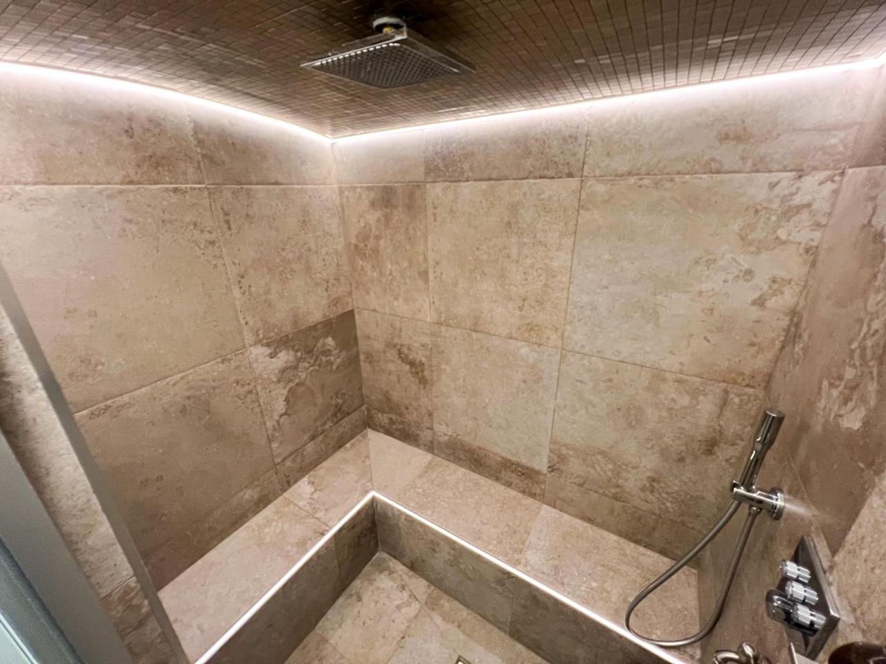 Le Switch Souplex Avec Hammam Privatif Apartment ลีลล์ ภายนอก รูปภาพ